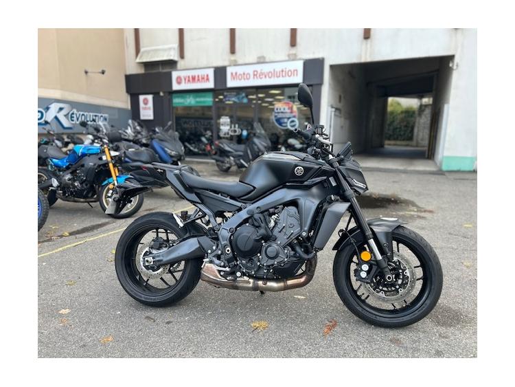 YAMAHA MT-09  Y-AMT