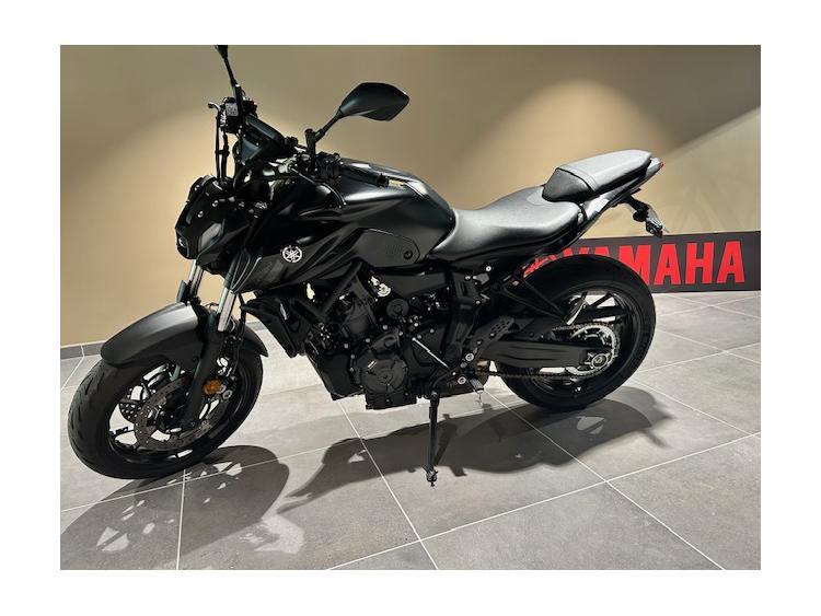YAMAHA MT-07