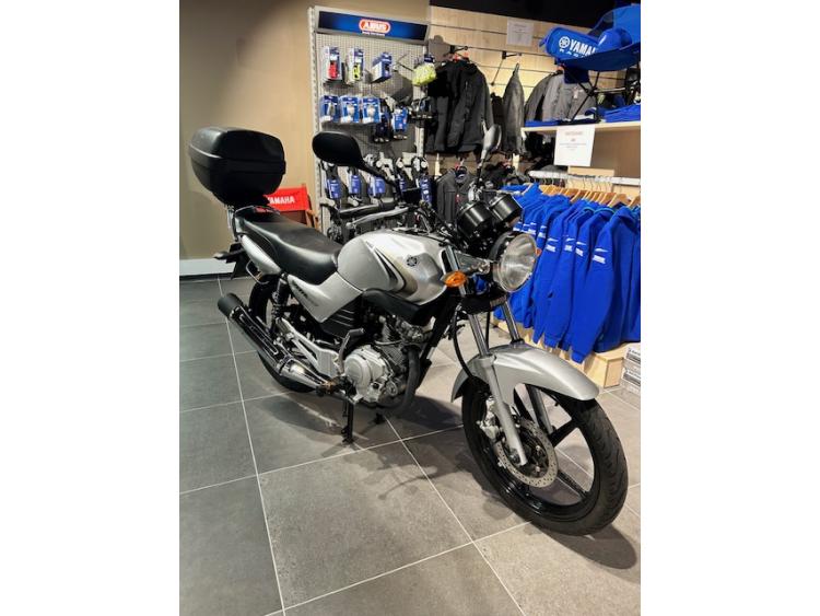 YAMAHA YBR 125